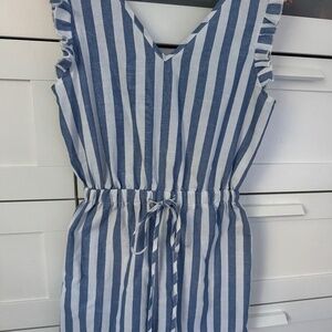 Emery Rose Flutter Sleeve Romper Peekaboo Back